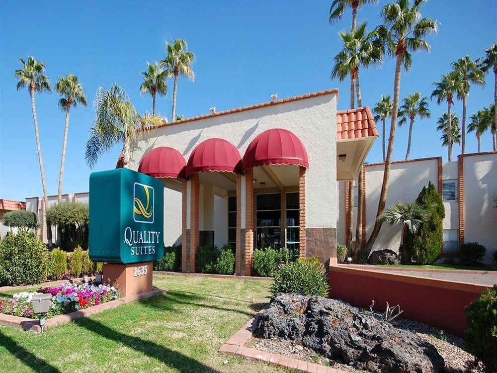 Ramada By Wyndham Tempe Near Asu Hotel Reviews And Room Rates - 