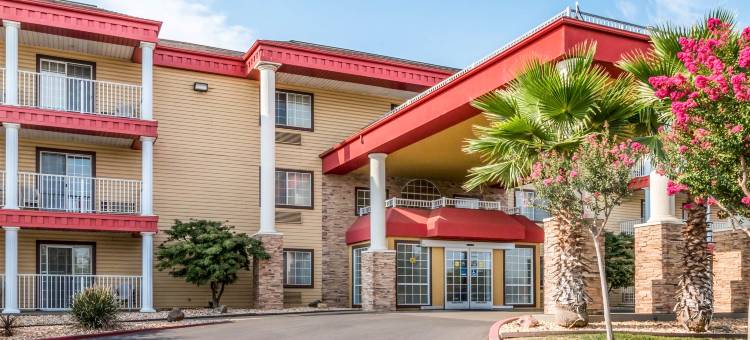雷德布拉夫 I-5 附近舒适全套房酒店(Comfort Suites Red Bluff Near I-5)图片