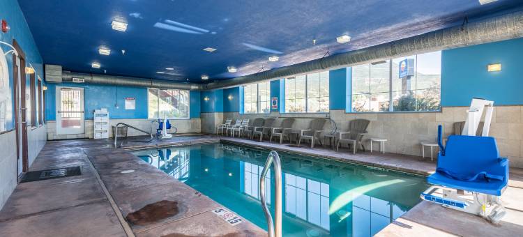 舒适套房(Comfort Inn & Suites)图片