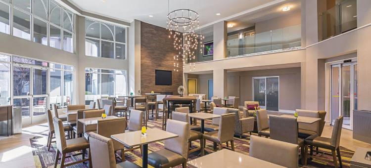 拉昆塔温德姆套房酒店酒-近奥斯汀多门(La Quinta Inn & Suites by Wyndham Austin Near the Domain)图片