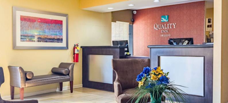 哥伦布品质酒店靠近摩尔堡(Quality Inn Columbus Near Fort Benning)图片