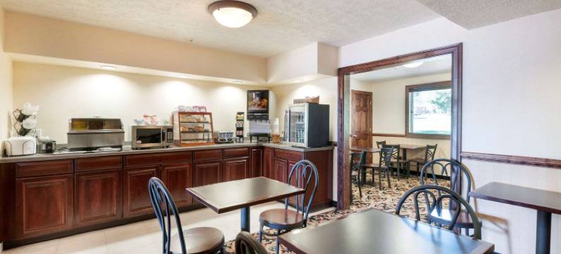 罗德威套房酒店(Rodeway Inn & Suites)图片