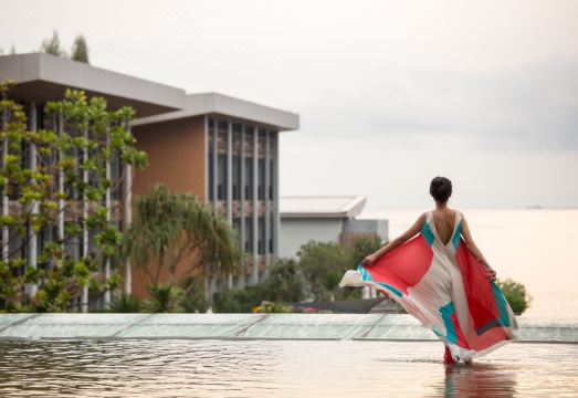 Renaissance Pattaya Resort & Spa Hotel Overview