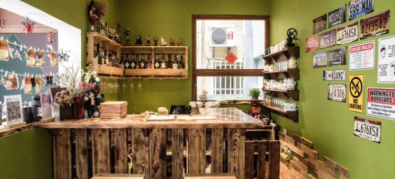 台中框框背包客栈图片