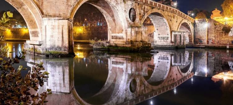 托拉斯特中心宽敞明亮公寓酒店(Big and Bright Flat in The Heart of Trastevere)图片