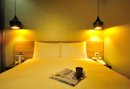 Forward Suites II Hotel Overview