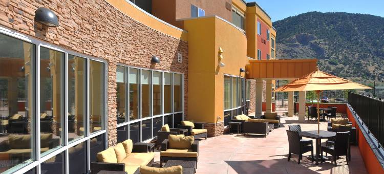 格伦伍德温泉万怡酒店(Courtyard Glenwood Springs)图片