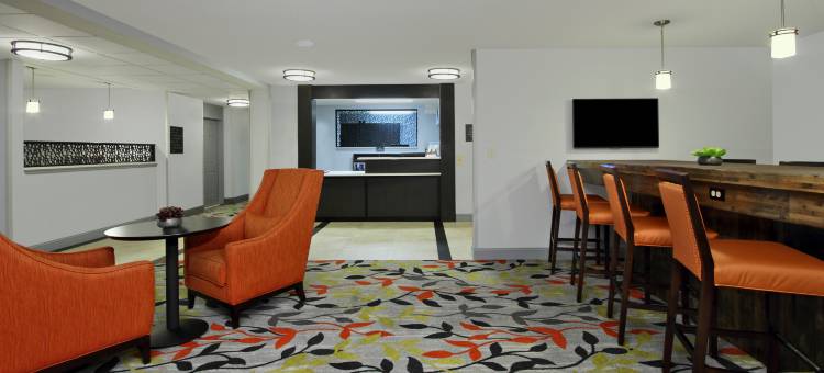 Candlewood Suites 罗吉斯/本顿维尔(Candlewood Suites Rogers/Bentonville)图片