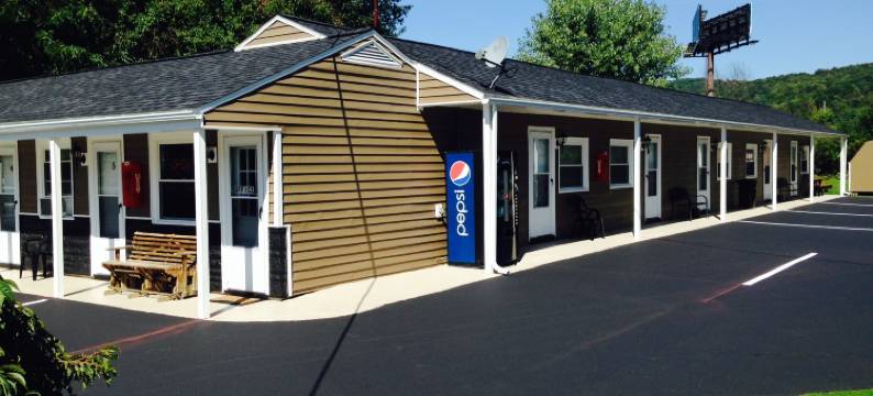 新灯笼汽车旅馆(The New Lantern Motel)图片