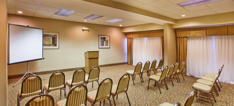 昆内特中心贝斯特韦斯特酒店(Best Western Gwinnett Center Hotel)图片