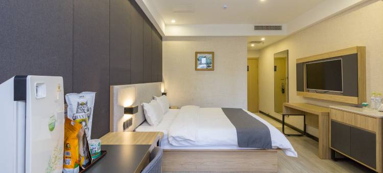 尚客优品酒店(青岛李村商业街万年泉路地铁站店)图片