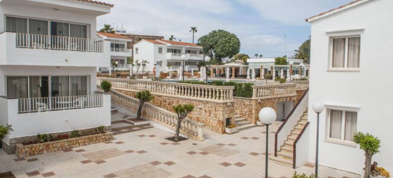 梅诺卡纳兰霍斯度假村(Naranjos Resort Menorca)图片