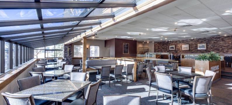 高河赫瑞泰格酒店及会议中心(Heritage Inn Hotel & Convention Centre - High River)图片