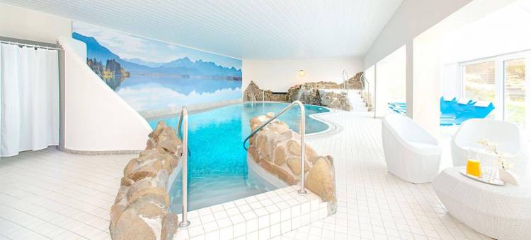 维克多的魏因加特纳博斯塔尔酒店(Victor's Seehotel Weingärtner Bostalsee)图片