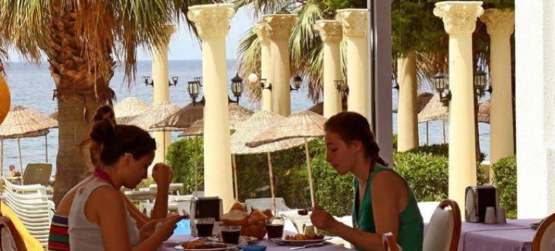 新海滩酒店(Nuova Beach Hotel)图片