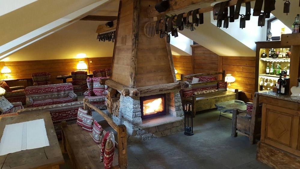 Hotel Jolanda Sport Over view