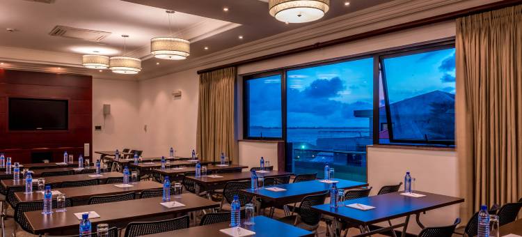 拉各斯库拉莫水万豪Protea酒店(Protea Hotel by Marriott Lagos Kuramo Waters)图片