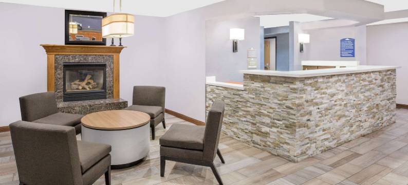 埃姆斯温德姆麦客达套房酒店(Microtel Inn & Suites by Wyndham Ames)图片