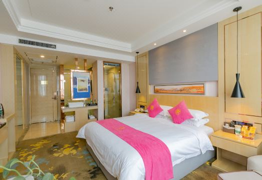 Venice International Hotel Hotel Overview