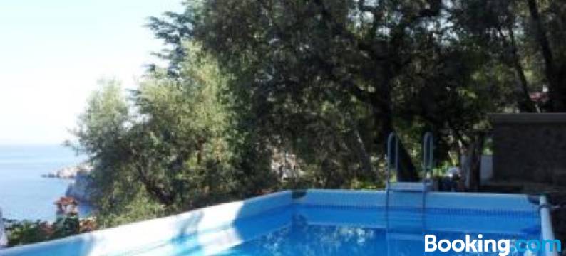 达芙妮别墅酒店(Villa Dafne Gulf Views Pool and Guest Services by Feeling Italy)图片