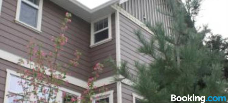 科维昌伊格尔奈斯特庄园酒店(Eaglenest Manor Cowichan)图片