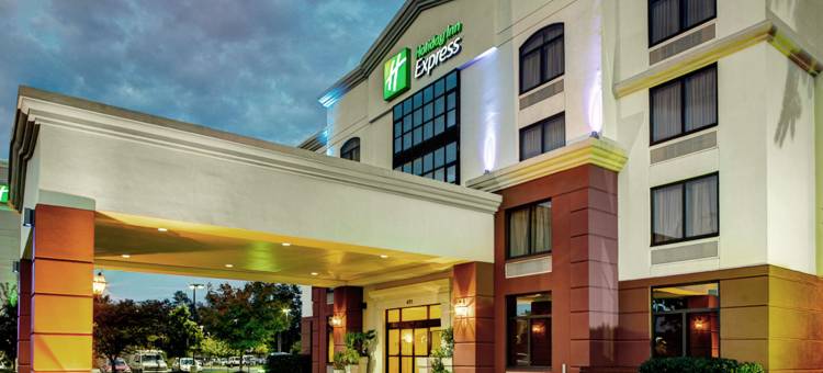 Holiday Inn Express 里士满机场(Holiday Inn Express RICHMOND AIRPORT by IHG)图片