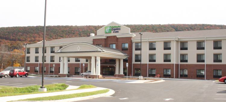 智选假日套房酒店-勒维尔/坎伯兰(Holiday Inn Express & Suites Cumberland - la Vale)图片