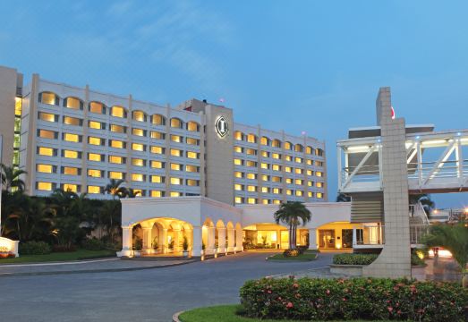 InterContinental Hotels SAN SALVADOR-METROCENTRO MALL by IHG Hotel Overview