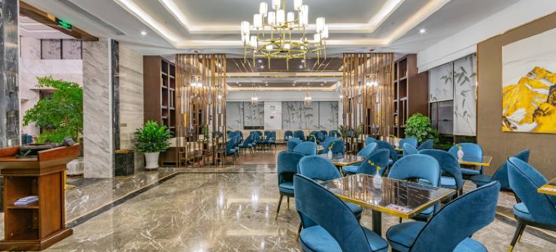 华美达酒店(武汉青山江滩店)图片