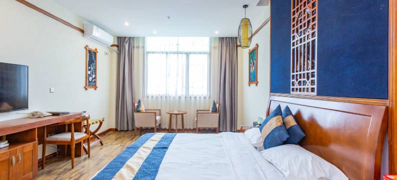 兴仁泓智酒店(巴铃镇店)图片