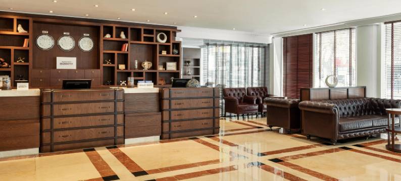 布尔迪拜雄伟高级酒店(Majestic Premier Hotel Burdubai)图片