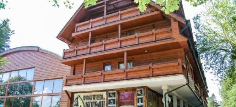 潘子昂坛尼思山特池(Penzión Teniscentrum)图片