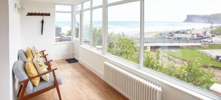 Burnsyde Beach House - with Sea Views图片