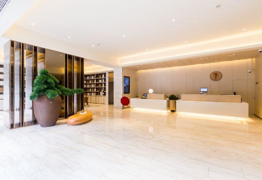 JI Hotel (Shanghai Jinshajiang Road)Hotel Overview