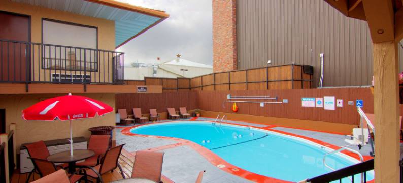 中心点贝斯特韦斯特酒店(Best Western Center Pointe Inn)图片