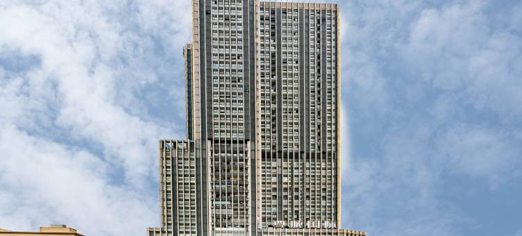 成都小苹果酒店(宽窄巷子人民公园地铁站店)图片
