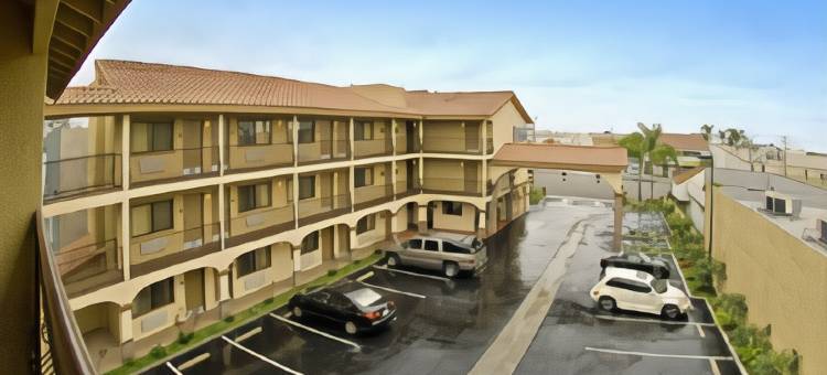 洛斯阿拉米托斯贝斯特韦斯特酒店(Best Western Los Alamitos Inn & Suites)图片