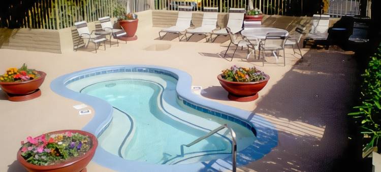 贝斯特韦斯特皇家太阳套房酒店(Royal Sun Inn & Suites)图片