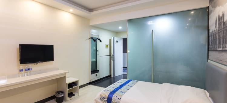 速8酒店(连云港解放东路万达店)图片