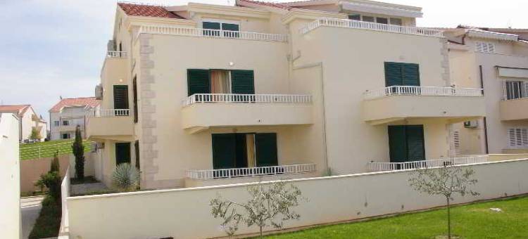 帕瓦诺瓦公寓(Pervanovo Apartments with Free Parking)图片