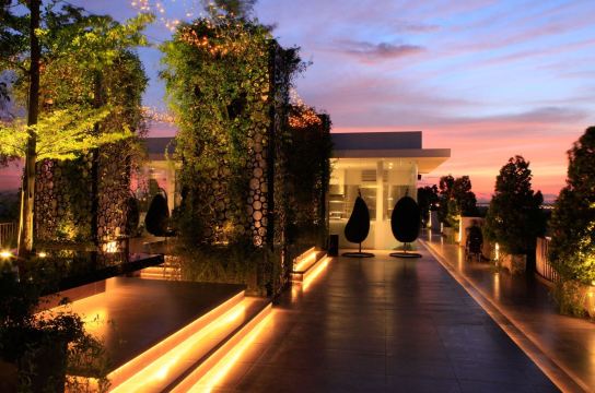 Promo [50% Off] Fm7 Resort Hotel Jakarta Indonesia | Hotel Discount 2019