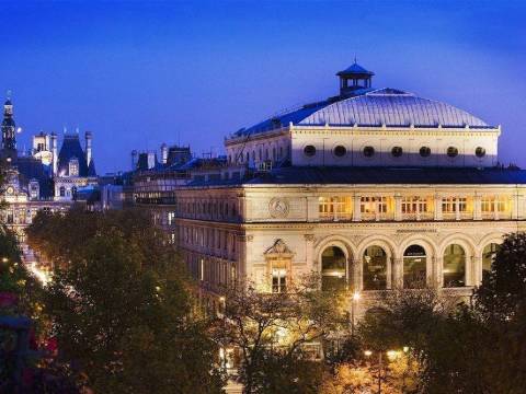 布里坦尼克酒店