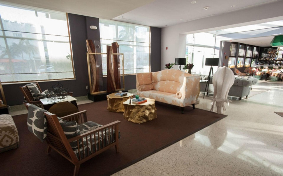 Kimpton SURFCOMBER HOTEL by IHG Over view