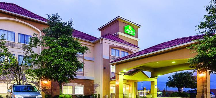 纽布朗费尔斯拉昆塔温德姆套房酒店(La Quinta Inn & Suites by Wyndham New Braunfels)图片