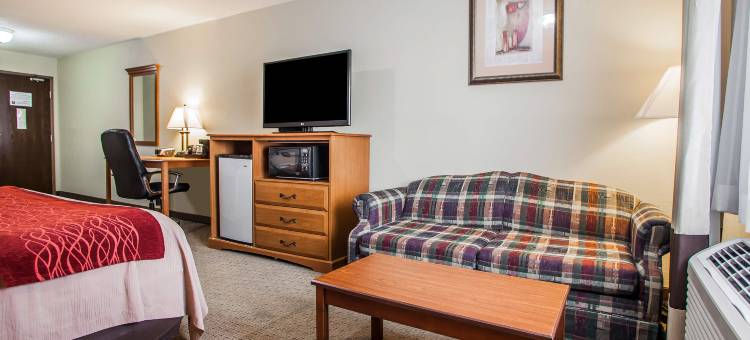 道奇堡呗盟套房酒店(Baymont by Wyndham Fort Dodge)图片