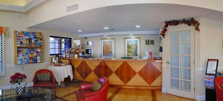 Best Western Plus Raffles Inn & Suites图片