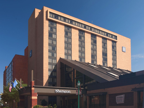 匹兹堡车站广场喜来登酒店