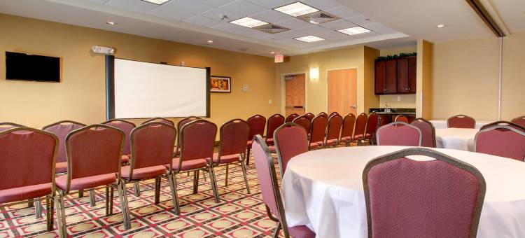 舒适套房酒店(Comfort Suites)图片