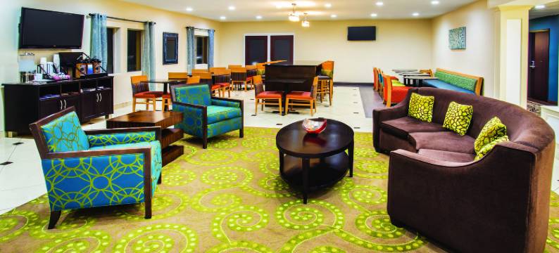 埃文斯维尔拉昆塔温德姆套房酒店(La Quinta Inn & Suites by Wyndham Evansville)图片