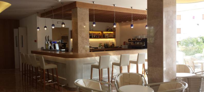 波多阿祖尔套房酒店(Puerto Azul Suite Hotel)图片